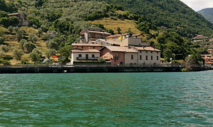 Tavernola Bergamasca House | Oceanfront Bliss at Amore di Lago - Guest Rated 9.8/10