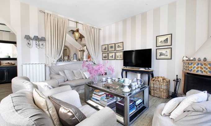Sorrento City Centre Apartment | Elegant Appartamento Terrazza Tasso with Spa & Hot Tub