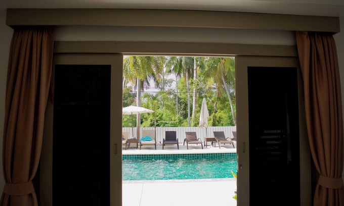 Mae Nam Hotel | Unforgettable Stay at Ampha Place Hotel: Rated 9.6/10