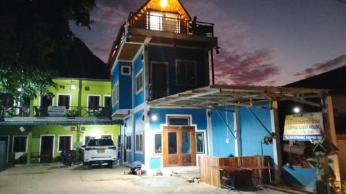 Nong Khiaw House | Cozy Amphai Guest House with Oceanfront Views