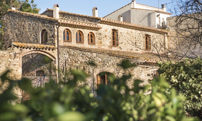 El Veinat de Dalt House | Spacious Haven with Garden Near the Best Beaches