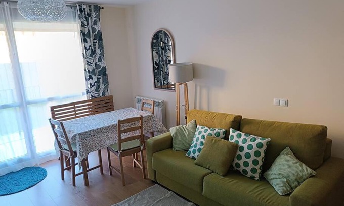 Latas Apartment | Discover a Spacious Apartment at Las Margas Pirineo Aragones