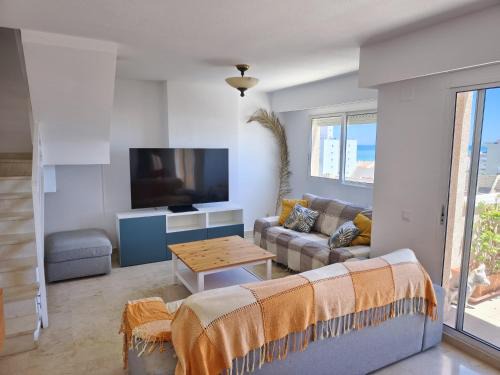 Pobles del Sud Apartment | Amplio apartamento con vista al mar en El Perelló