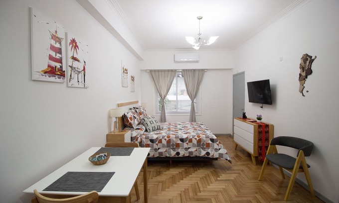 Recoleta Apartment | Cozy Recoleta Apartment Near Popular Tourist Attractions