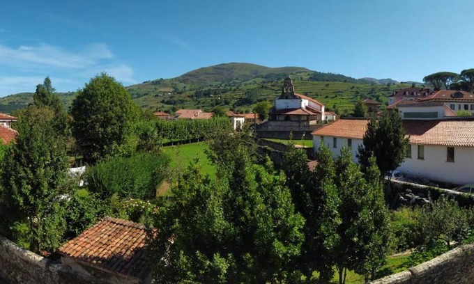 Selaya Apartment | Central Apartment with Scenic Views in Selaya - Guest Rated 9.2
