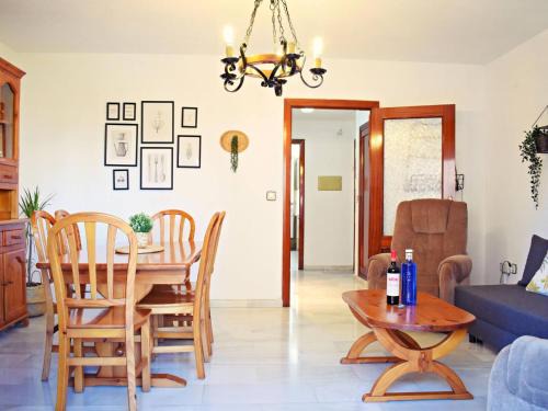 Parque Ayala Apartment | Bright Apartment with Pool near City Center & Beach