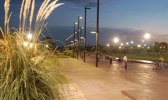 Mendoza City Center Apartment | Modern Hotel with Pool, Spa, and Secure Parking