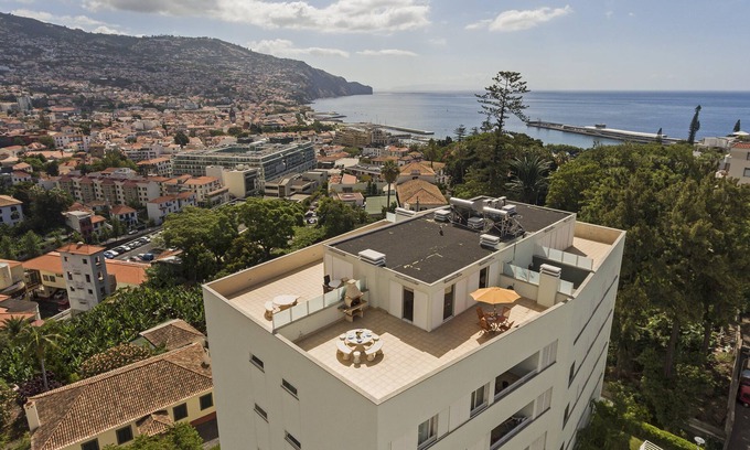 Se Apartment | Comfort and Relaxation at Jasmineiro III - Guest Rated 9.8