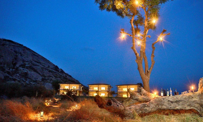 Sena Hotel | Unforgettable Stays at Amritara Jawai Resort with Pool & Dining
