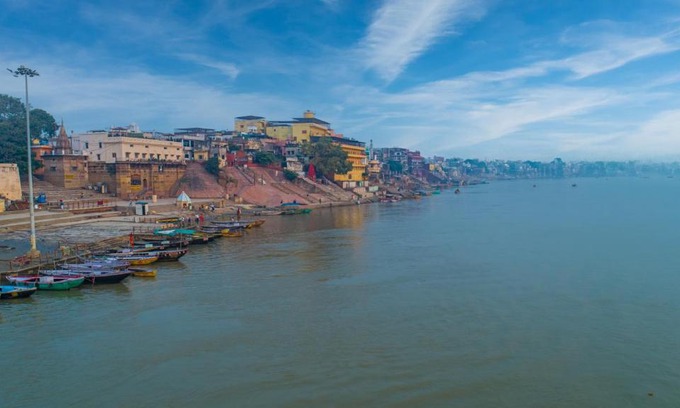 Varanasi Resort | Relax at Amritara Suryauday Haveli - 4-Star Family Retreat