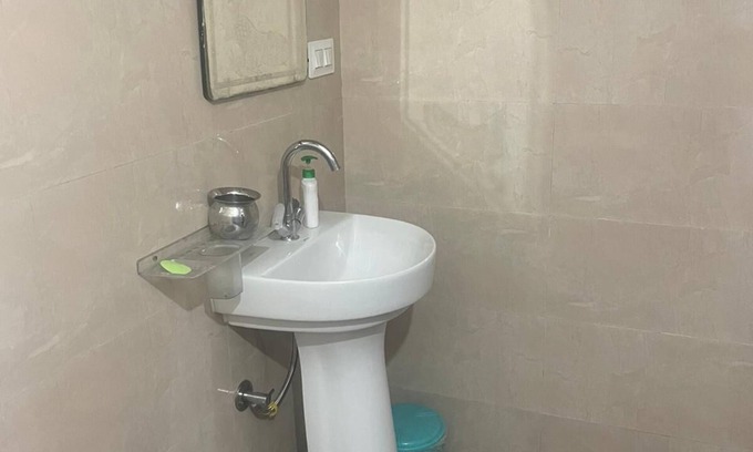 Ranjit Avenue House | Cozy Amritsar Banglow in Ranjit Avenue - Pet & Child Friendly
