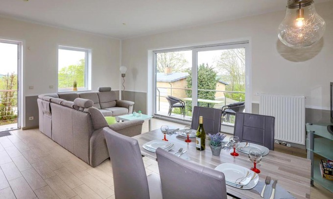 Binz Apartment | Family-Friendly Amselresidenz - 4-Star Comfort Awaits