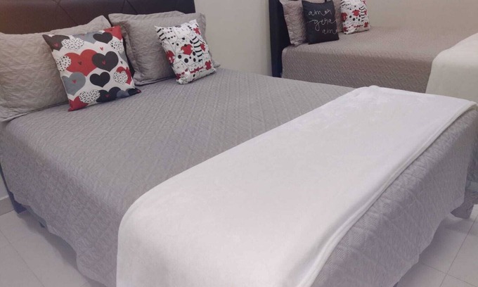 Holambra Hotel | Discover Amsterdam Suítes: Family-Friendly with Dining Options
