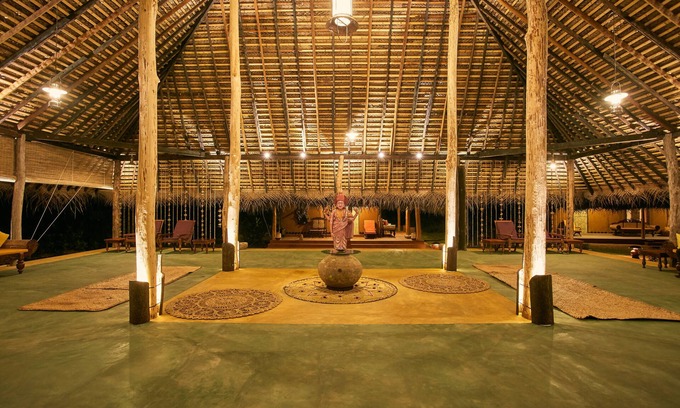 Sigiriya Hotel | Relaxing Amuna Ayurvedic Retreat with Spa and Restaurant