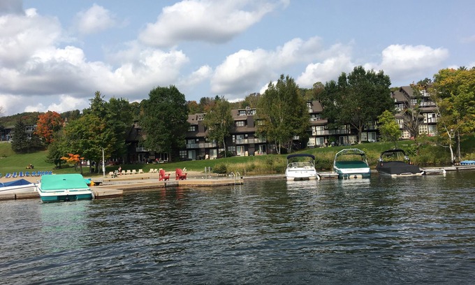 Huntsville Ski Chalet | Discover an Amazing Getaway with Oceanfront Views
