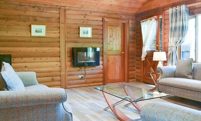 Portsonachan House | Experience Cedar Lodge: 3 Bedrooms by the Scenic Lochside