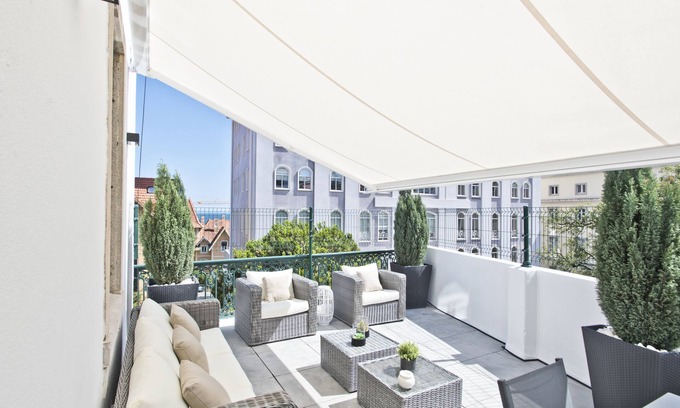Cascais Apartment | Stunning Apartment with Oceanfront Terrace & Spa Amenities