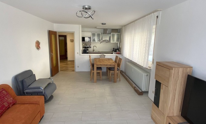 Schoenwald Apartment | Stunning 80m² Apartment with Terrace & Scenic Views