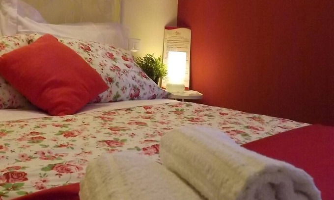 Tresana Bed & Breakfast | Experience Timeless Charm at Camera Brezza with Ocean Views