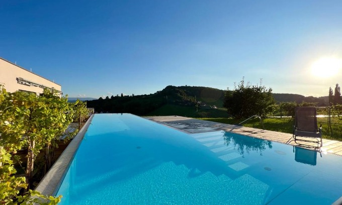 Spiefeld Apartment | Discover Family-Friendly Comfort at An der Lage Hotel