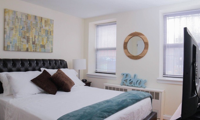Bedford-Stuyvesant House | Elegant Stay with Pool & Spa, Rated 9.8 by Guests
