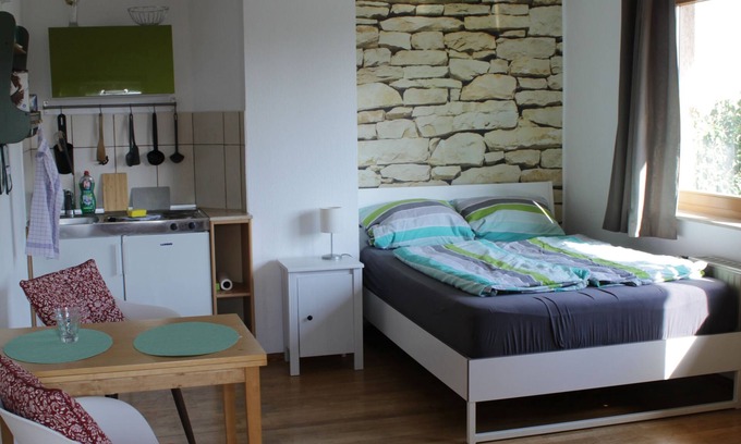 Lausen Apartment | Serene Retreat by Kulkwitzer See: Pool, Garden & Relaxation