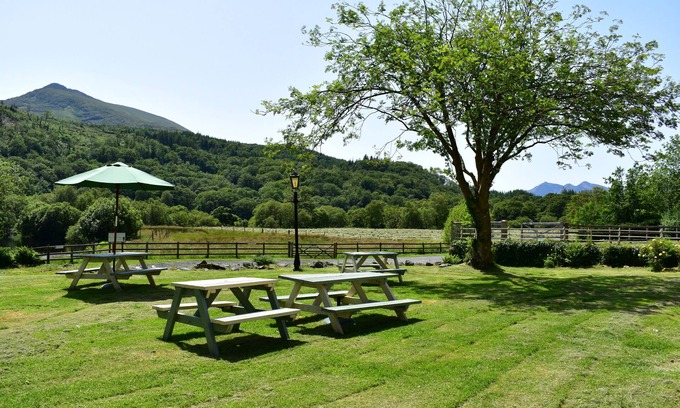 Capel-Curig House | Discover a Historic Inn in Snowdonia with Family-Friendly Perks