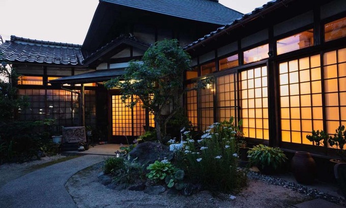 Yurihama House | Cozy Guesthouse Yukarian with Fire Pit & Family-Friendly Vibe