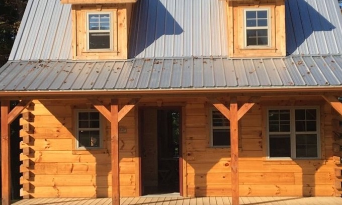 Fort Gay Cabin | Experience Adventure at The Hampton Amish-Built Cabin