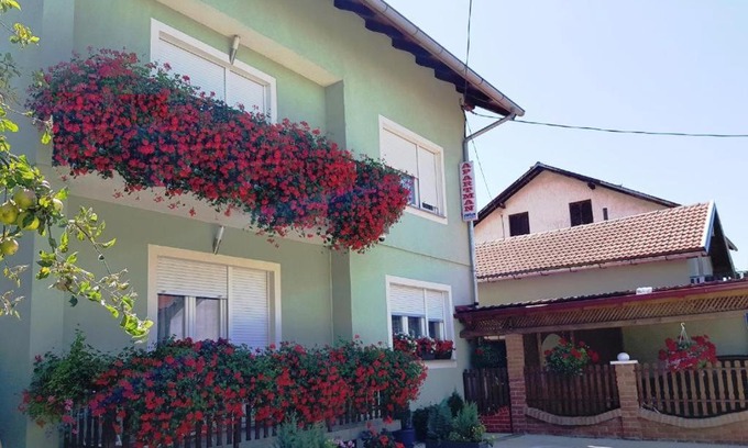 Municipality of Gracac Apartment | Family-Friendly Hotel ANA with Exceptional 9.6/10 Rating