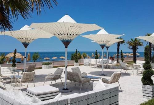 Chakvi Apartment | Oceanfront Retreat: Ana's Apartment in Chakvi Oasis