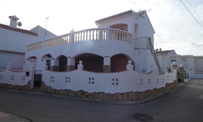 Oliva House | Family-Friendly Anacasa Villa Codonyer at Kiko Playa