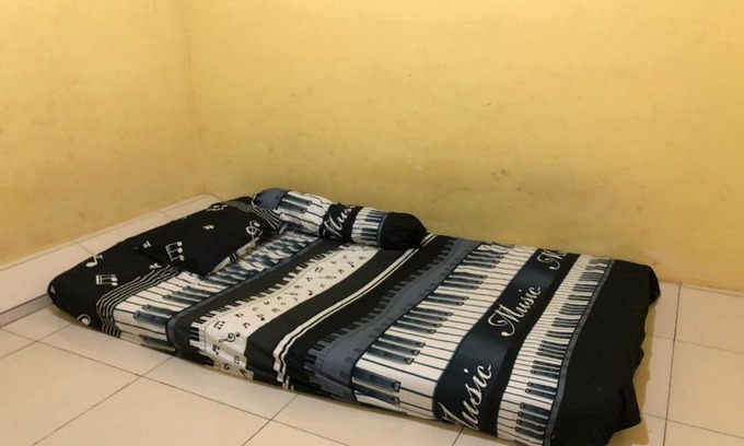 Tuban Sub-District House | Welcoming Anak Coast Guest House with Family-Friendly Amenities