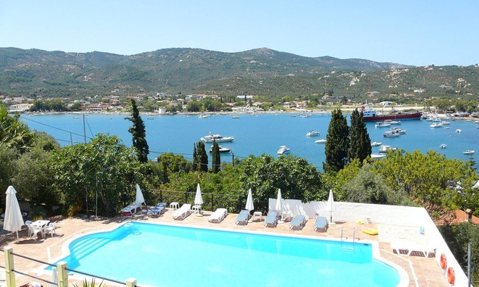 Skiathos Hotel | Discover Anamar Skiathos: Family-Friendly with Pool & Breakfast