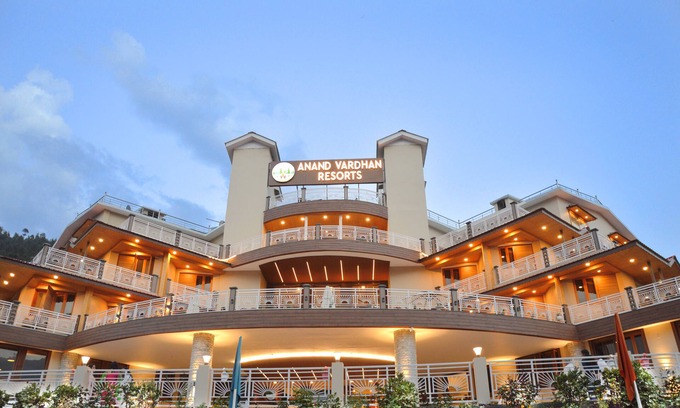 Manali Hotel | Explore Anand Vardhan Resorts: 4-Star Comfort & Spa Retreat