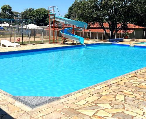 Sao Pedro Hotel | Relax at Ananda Pousada Chalé with Oceanfront Amenities