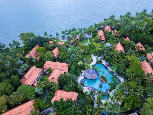 Hua Hin Resort | Discover Anantara Hua Hin Resort with Oceanfront Bliss
