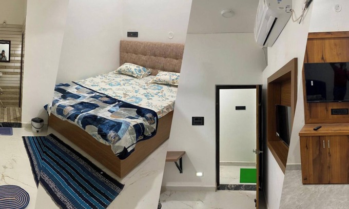 Gondia Hotel | AnantShree Guest House