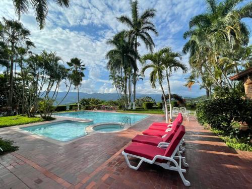 Anapoima House | Discover Toscana Las Mercedes: 10/10 Rated & Pet Friendly