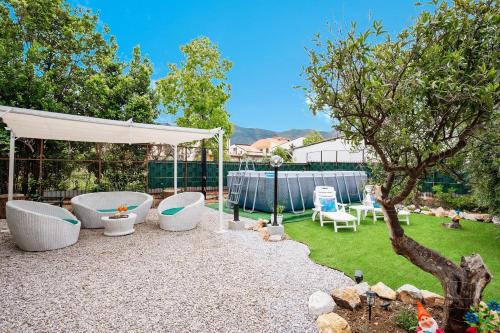 Trabia Apartment | Discover Anastasia's House: Oceanfront Pet-Friendly Retreat