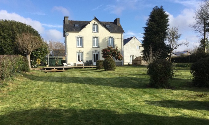 Plonevez-du-Faou House | Anaya Cottages - Maison Idani - 4 bedrooms / 8 people