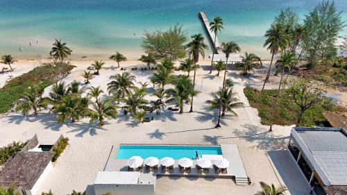 Koh Rong Hotel | Experience Anaya Koh Rong: Ocean View, Pet-Friendly Retreat
