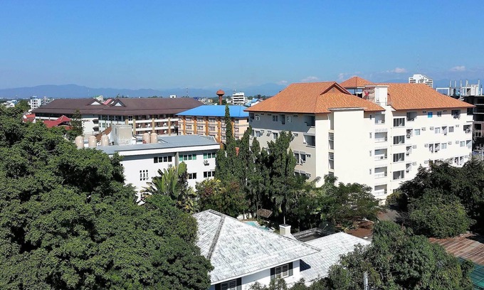 Chang Phueak House | Relax at Anchan 2 Apartments with Spa and Kitchen Access