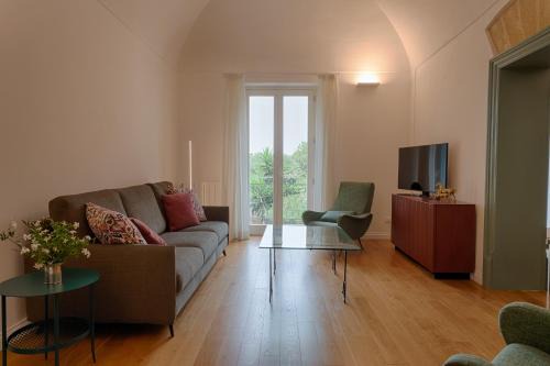 Marsala Apartment | Discover Ancient Arches: Family-Friendly Stay in Marsala