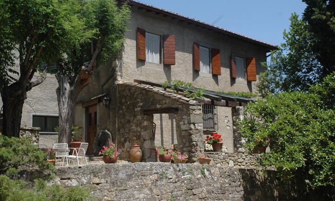 Pontassieve Villa | Beautiful Restored Country House with Private Garden
