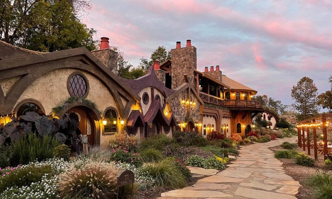 Knoxville Hotel | Explore Ancient Lore Village: Family-Friendly Getaway