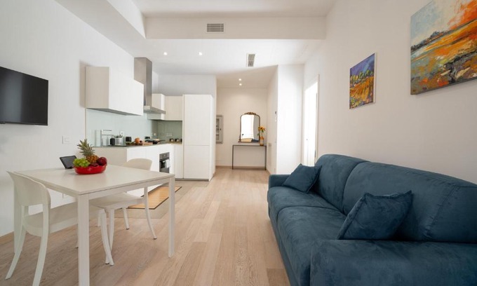 Ripa Apartment | Experience Ancient Rome: 4-Star Pet-Friendly Retreat