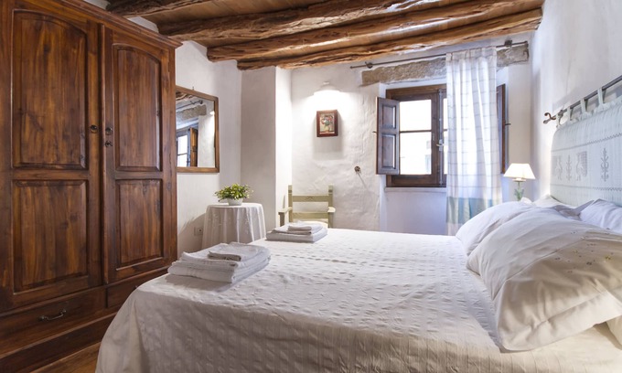 Baunei House | Discover Ancient Stone Houses - Dom'e Pedra, Rated 9.8/10