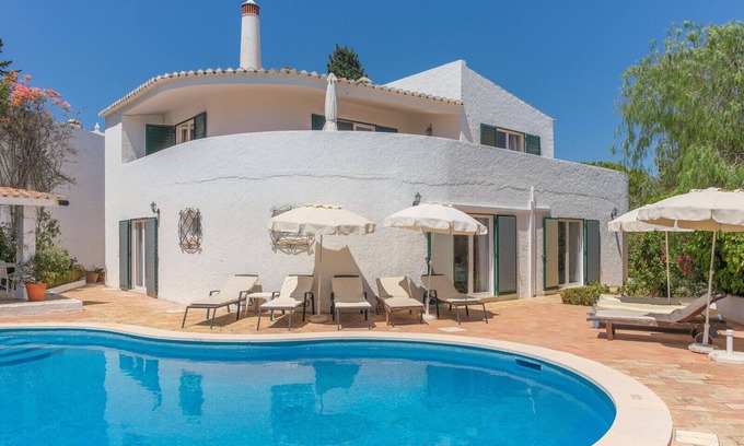 Funchal Villa | Experience Ancoradouro: Villa with Private Pool & Tennis