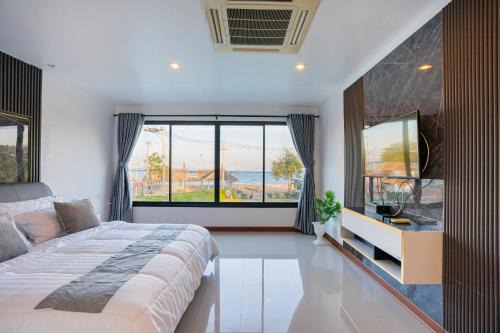 Pak Nam Pran House | Discover Anda Sea View Pranburi: Oceanfront Bliss Awaits